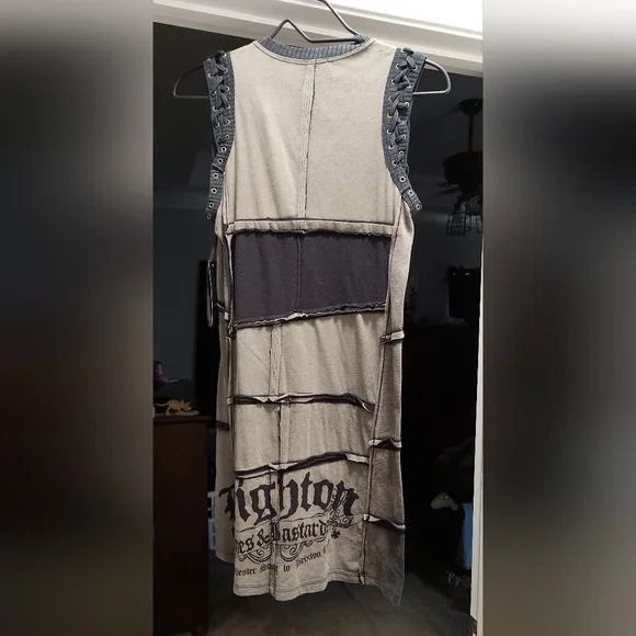 Salvage Gray Graphic Asymmetrical Tank Top - Picture 3 of 3